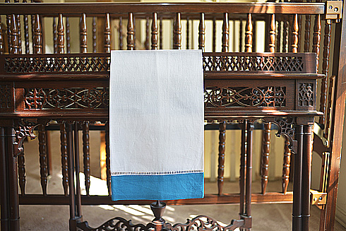 White Hemstitch Guest Towel with Hawaiian Ocean Colored Border